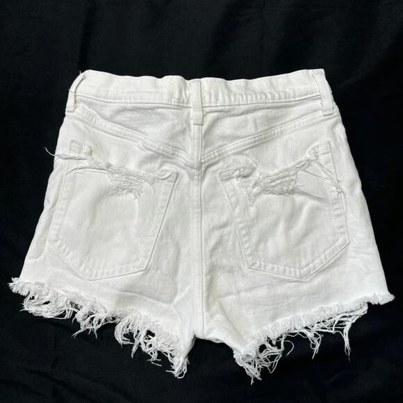 Abercrombie & Fitch High Rise Mom Short - Picture 2 of 3